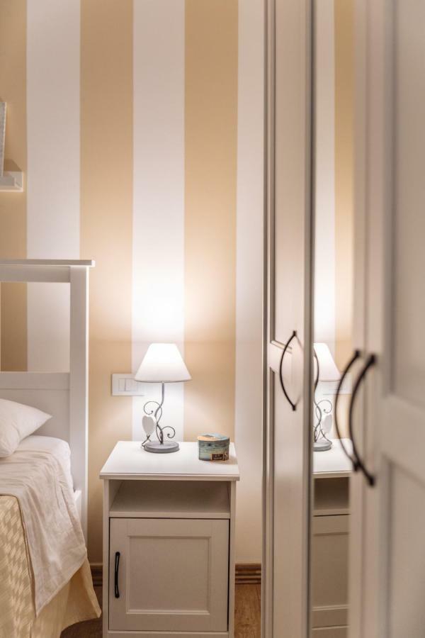 Il Tempo Ritrovato - Locazione Ad Uso Turistico Apartment Palermo Bagian luar foto
