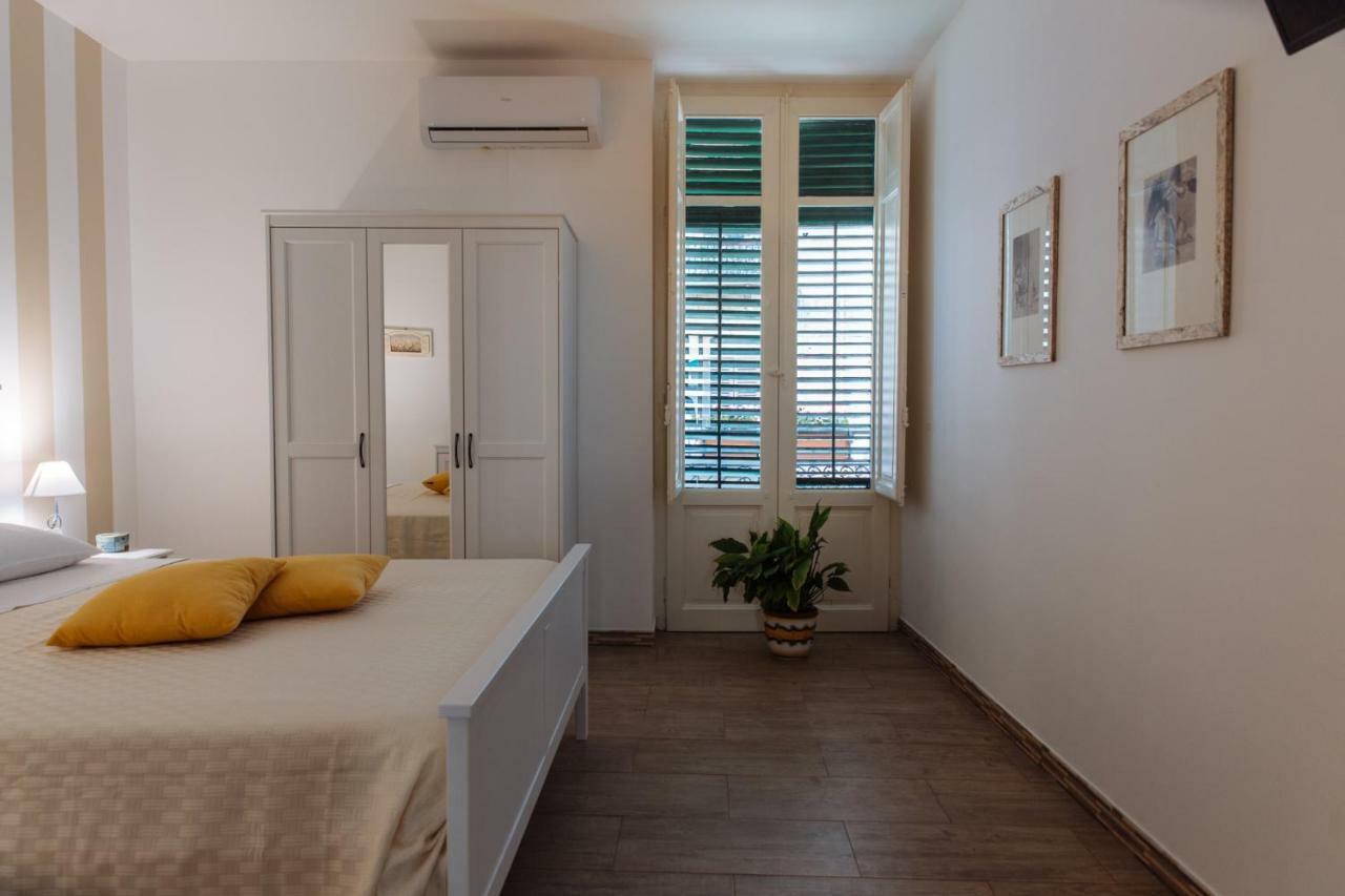 Il Tempo Ritrovato - Locazione Ad Uso Turistico Apartment Palermo Bagian luar foto