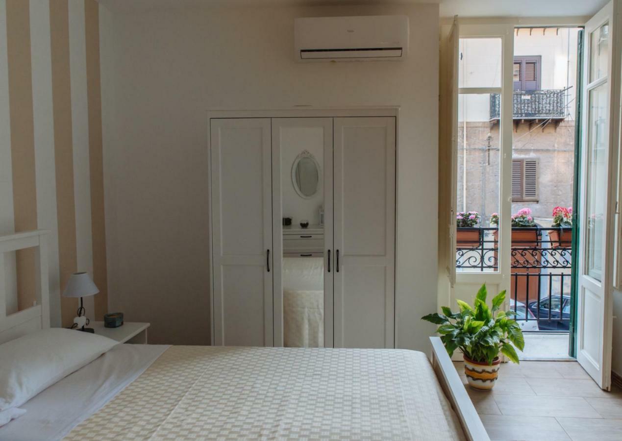 Il Tempo Ritrovato - Locazione Ad Uso Turistico Apartment Palermo Bagian luar foto